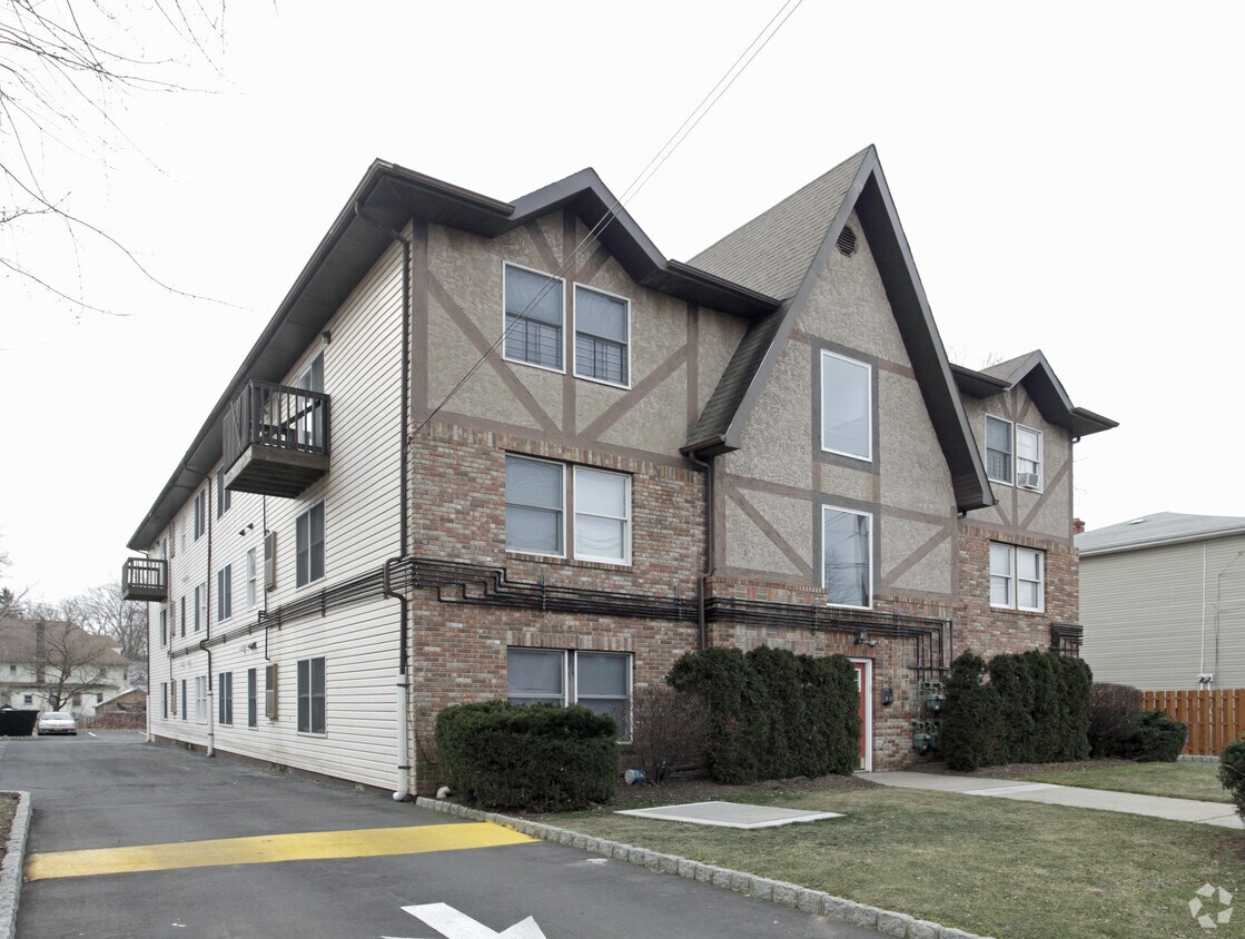 Foto del edificio - White Rose Apartments