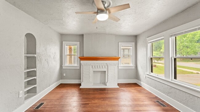 Foto del edificio - 318 NW 27th St