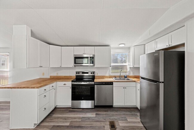 Foto del edificio - 185 Justice Rd