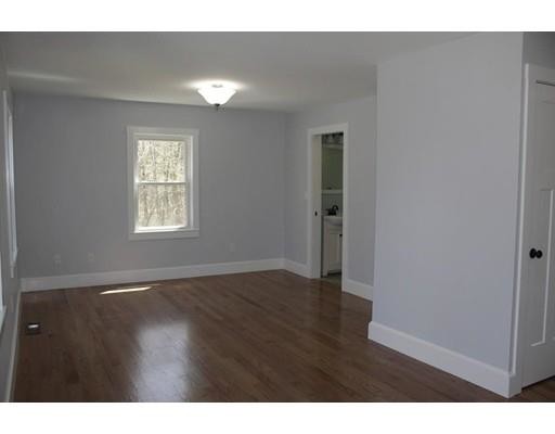 Building Photo - 415 W Elm St