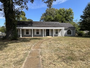 Building Photo - 5080 Fernleaf Ave