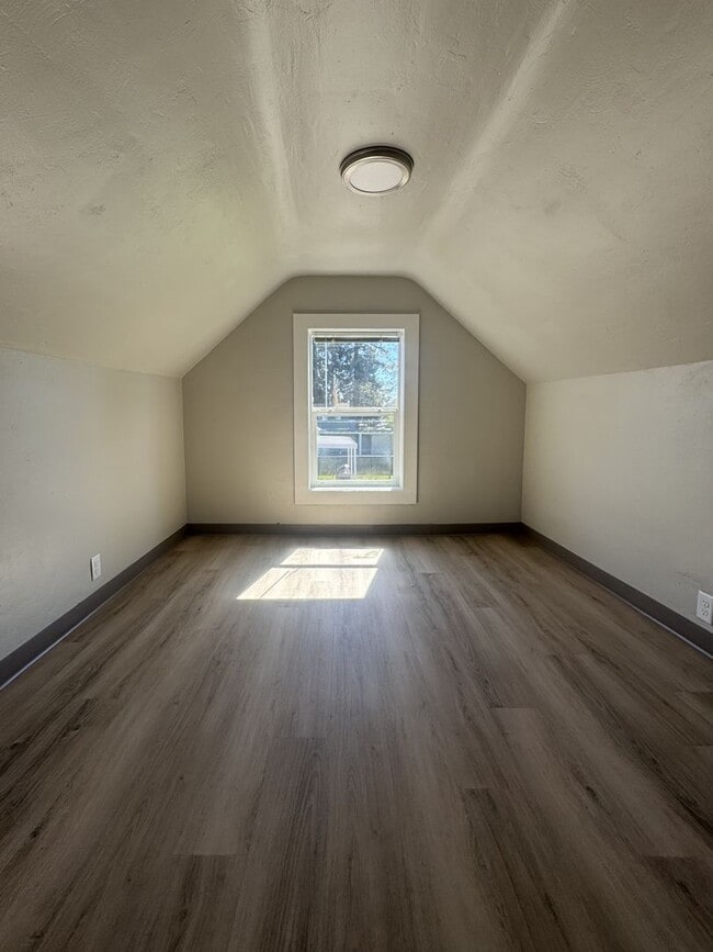 Photo - (OCK) 3-Bed 1-Bath Fully Renovated Home