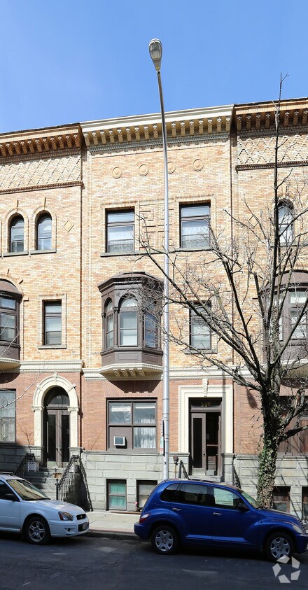 Primary Photo - 345 State St