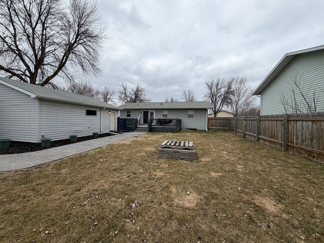 Building Photo - 4811 6th Ave N