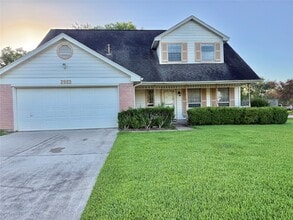 Building Photo - 2923 Cottonfield Way
