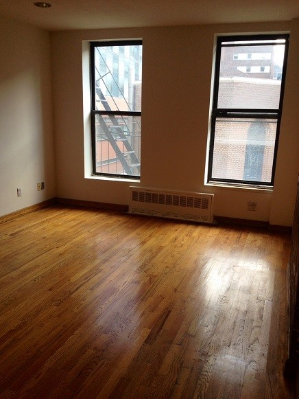 Plano de planta - 405 East 69th Street