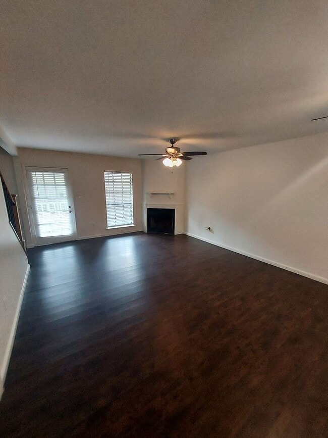 Building Photo - 4390 Stumberg Ln