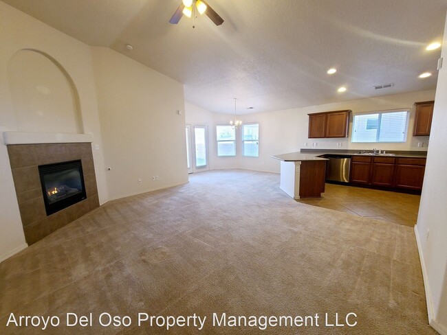 Foto del edificio - 3 br, 2 bath House - 511 Rain Lily St. SW