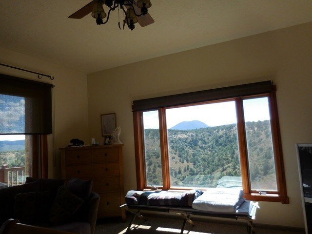 Foto del edificio - 127 Ranch Rd