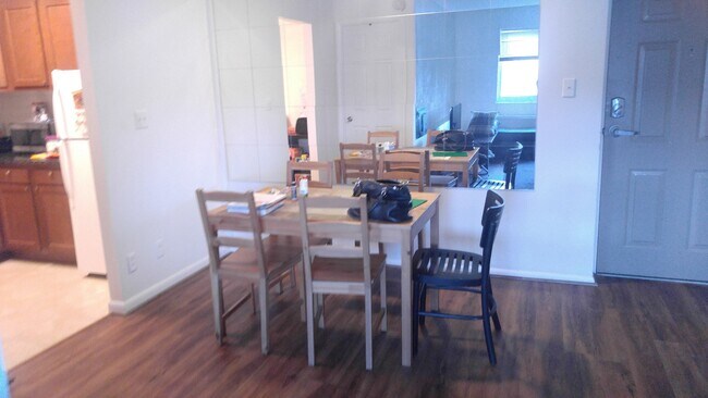 Foto del edificio - 4313 Knox Rd