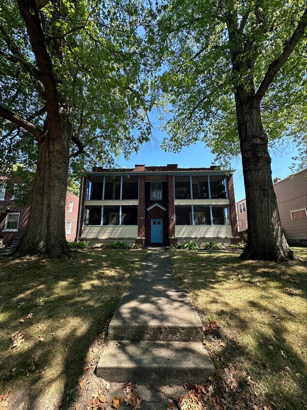 Foto principal - 1150 Northwest Blvd