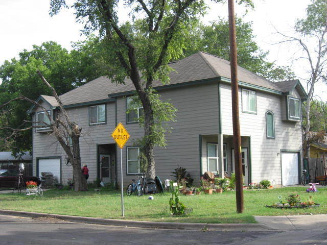 Fantastic 3 Bedroom 2 5 Bath Duplex House For Rent In Austin Tx Apartments Com