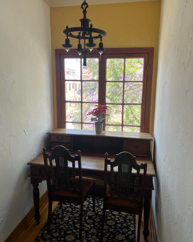 Foto del edificio - 366 N Curson Ave