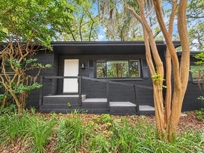 Building Photo - 3330 NW 24th Ave