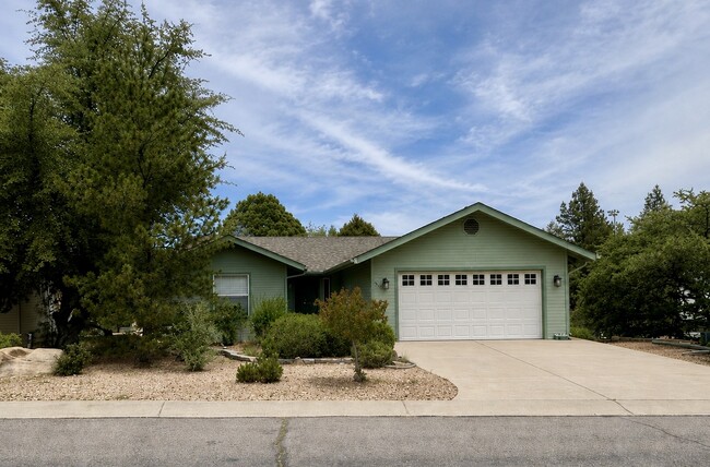 313 N Mogollon Trl