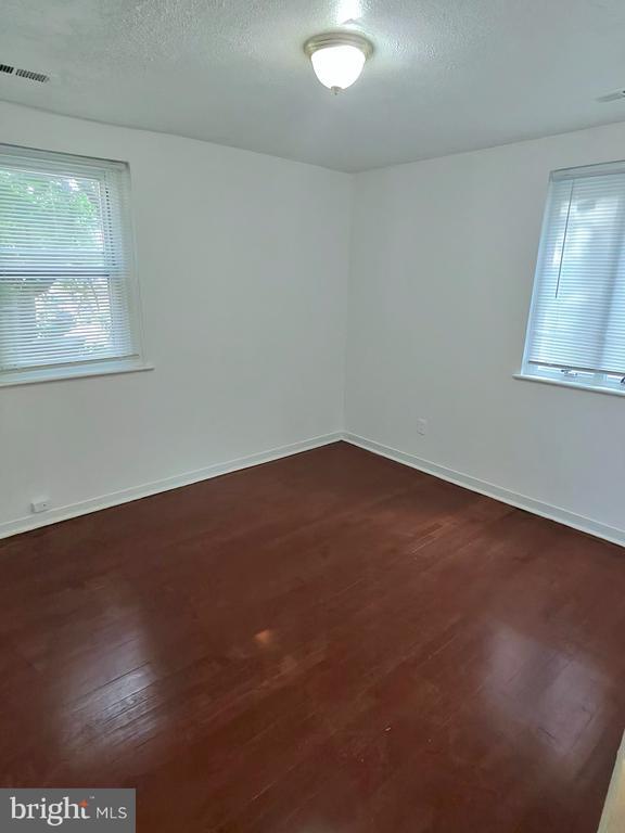 Foto del edificio - 407 Lebaum St SE