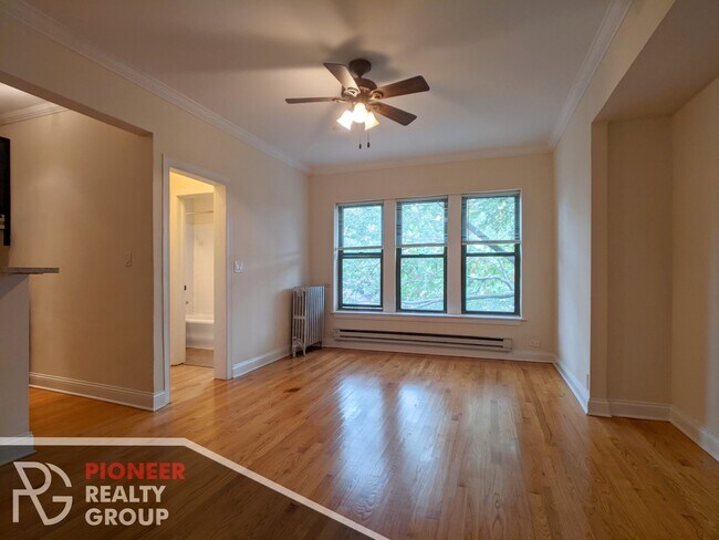 Foto del edificio - 4616 N Paulina St