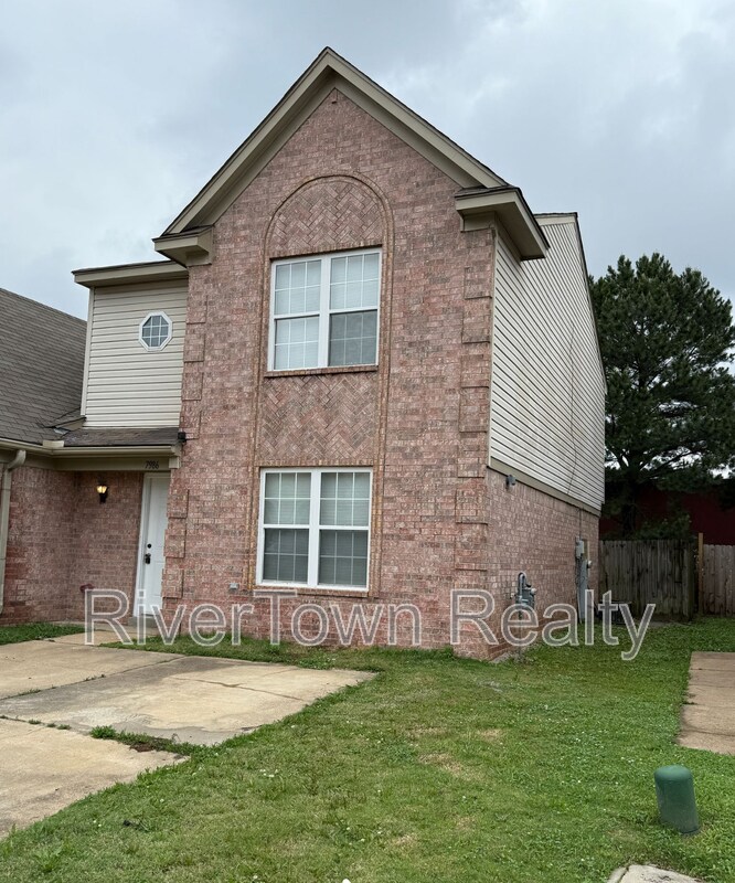 Photo - 7986 Marsha Woods Dr