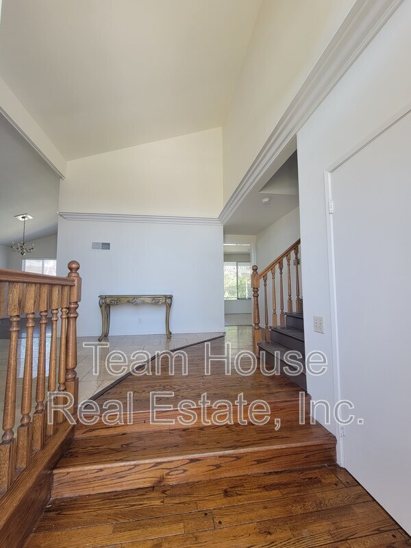 Foto del edificio - 23423 Vía Boscana