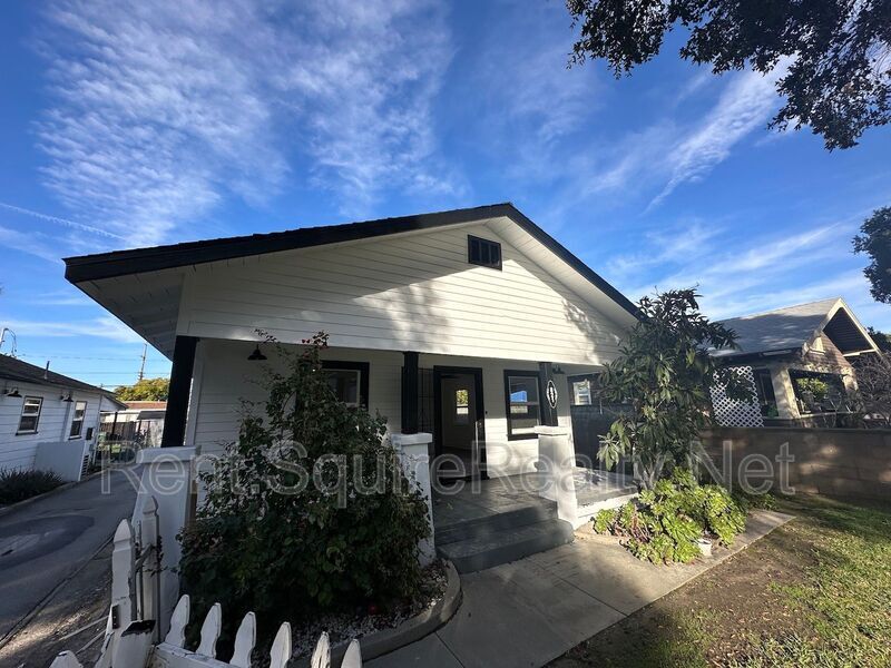 Primary Photo - 821 N San Gabriel Ave