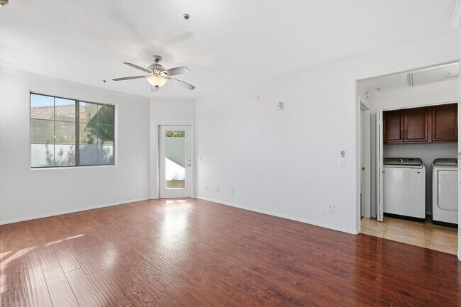 Foto del edificio - 1941 S Pierpont