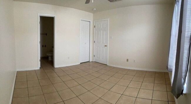 Building Photo - 105 Alyssa Dr