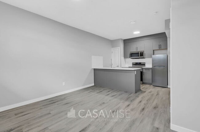 Building Photo - 6008 Naden Landing NW