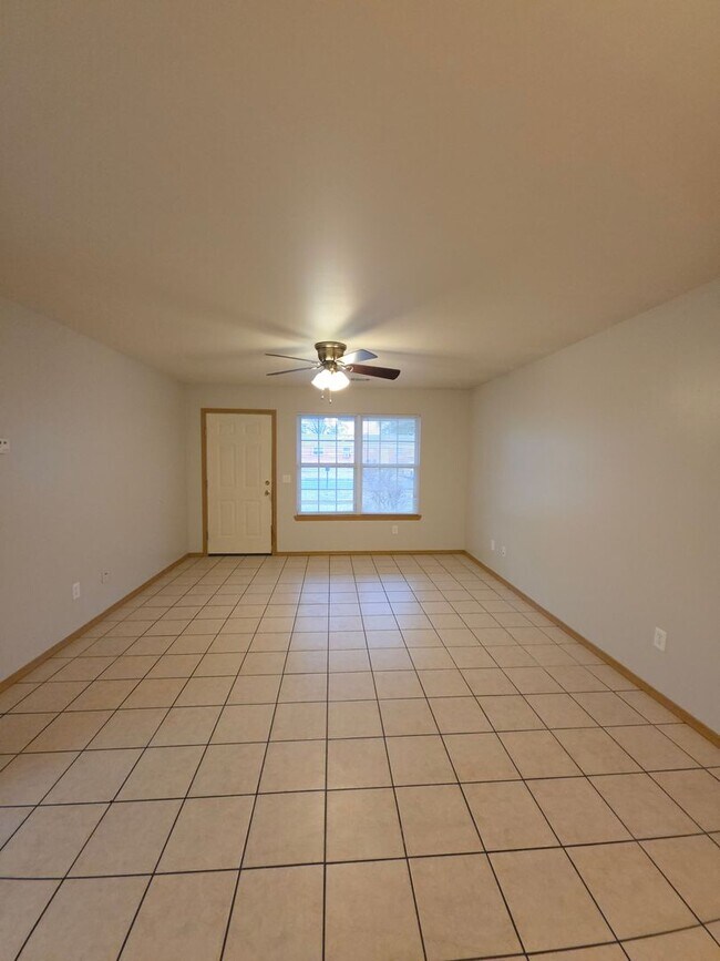 Foto del edificio - 1109 S Oswego Ave