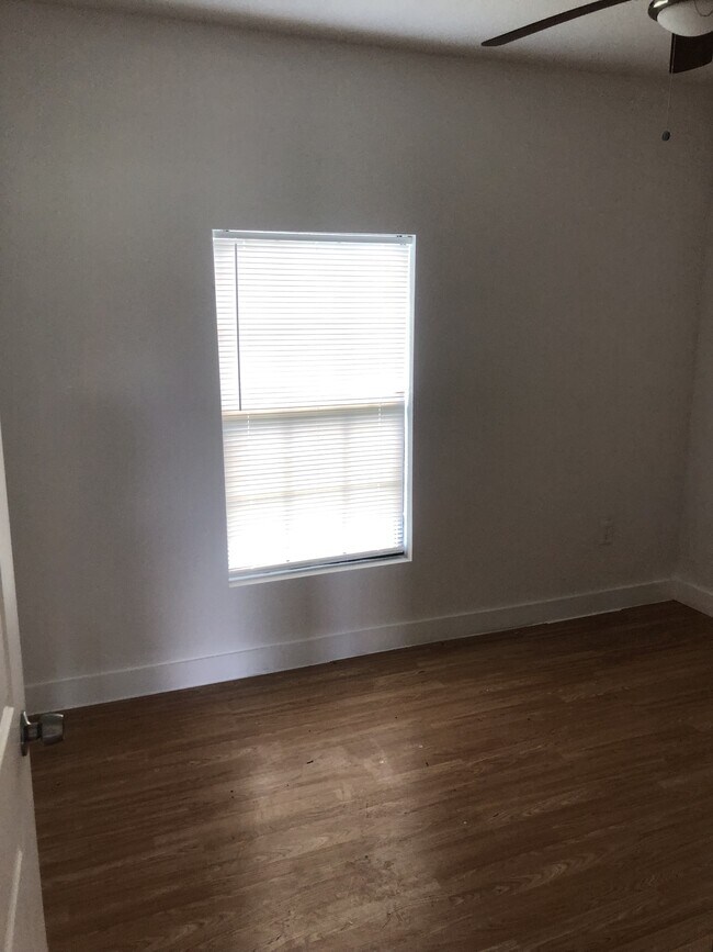 Foto del edificio - 406 Grayson St
