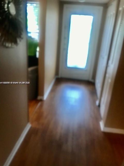 Foto del edificio - 5860 NW 64th Ave