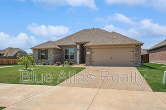 Building Photo - 3008 Bobcat Dr Building Photo - 3008 Bobcat Dr