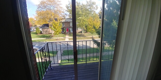 Private Patio-New Vertical Blinds - 15130 El Cameno Real Dr