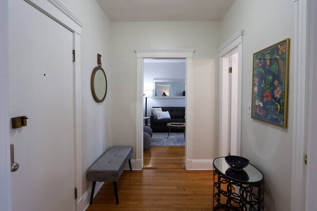 Foto del edificio - 370 Chestnut Hill Ave