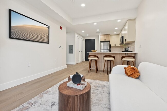 Foto del edificio - 161 Van Wagenen Ave