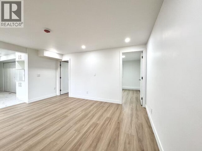 Building Photo - 4720 Ashbury Pl