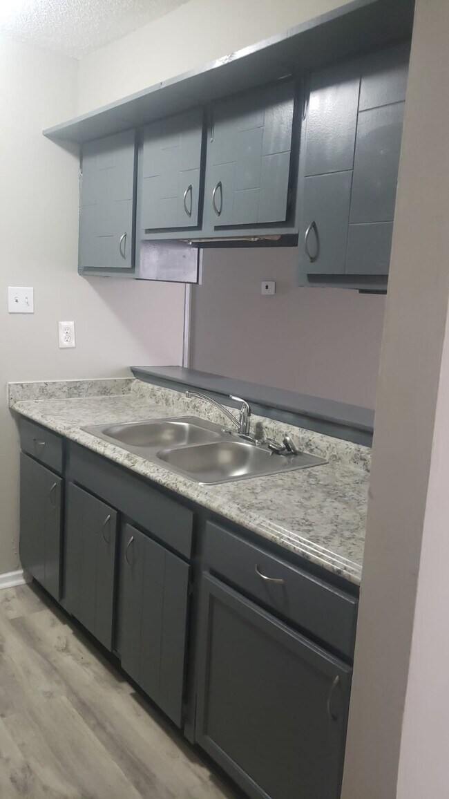Building Photo - 2771 Sonora Dr