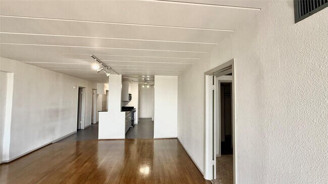 Foto del edificio - 5400 Memorial Dr