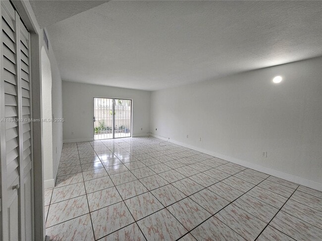 Building Photo - 260 NW 107th Ave