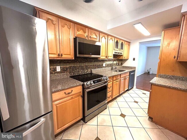 Foto del edificio - 6476 O'Hara Ct Dr