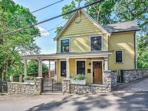 Building Photo - 290 8th Ave