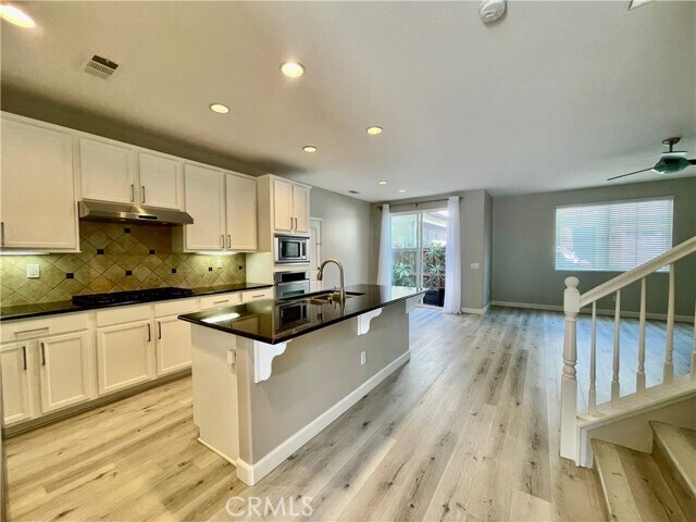 Foto del edificio - 341 W Pebble Creek Ln