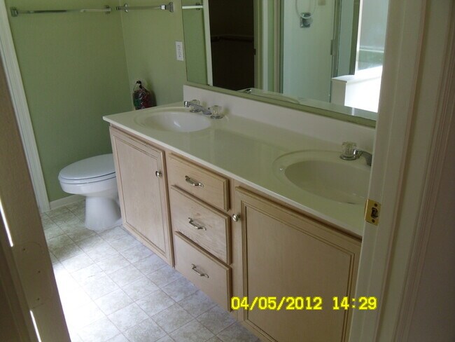 Foto del edificio - 3 Bed 2 Bath in Most Desired Ahwatukee