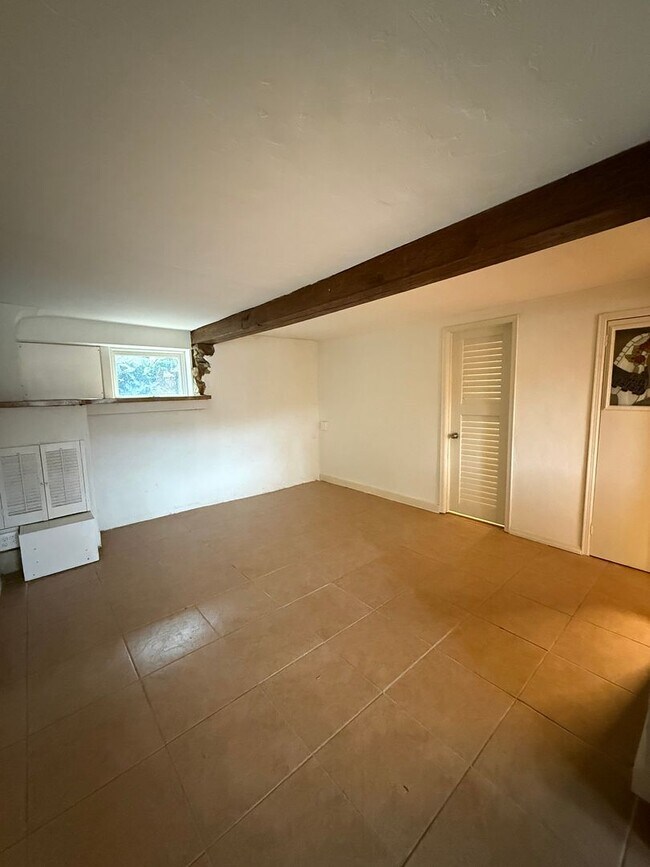 Foto del edificio - 1808 Easton Rd