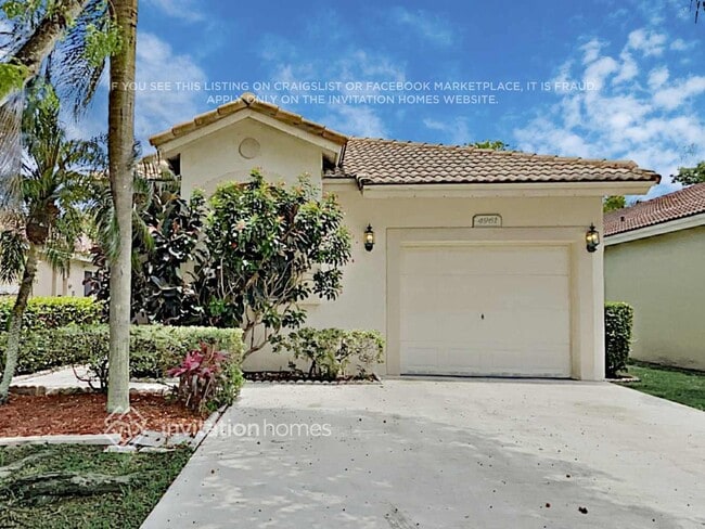 Building Photo - 4961 Pelican St