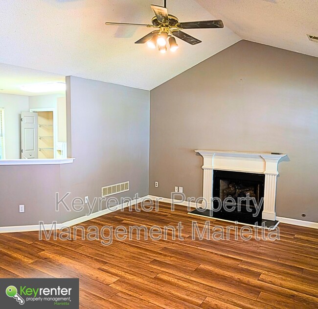 Foto del edificio - 2179 Sandell Trail SW