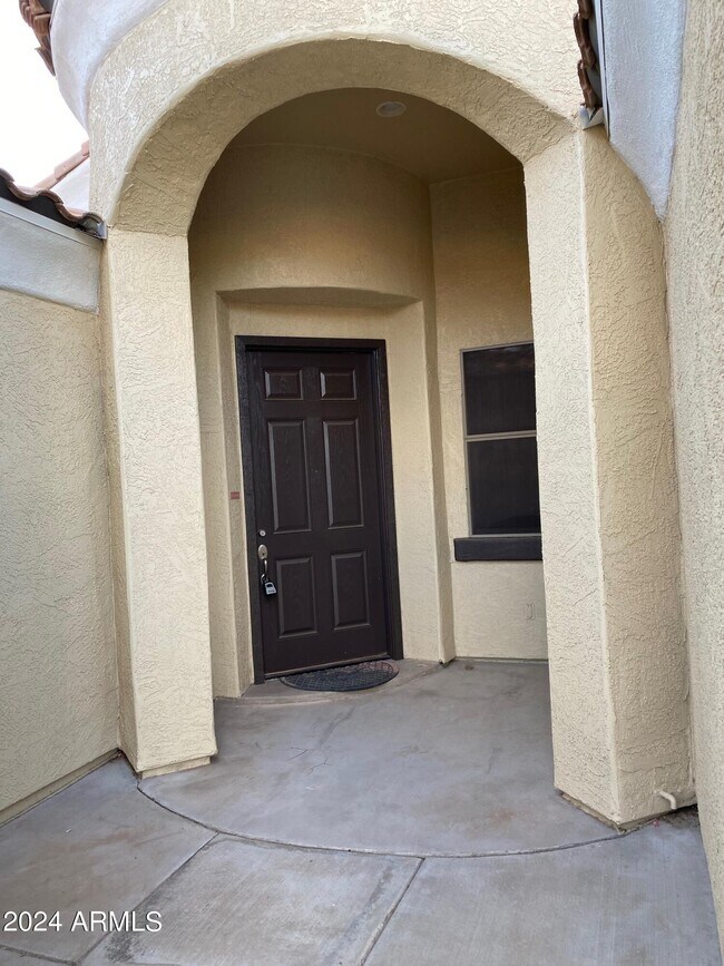 Building Photo - 1166 E Mary Ln