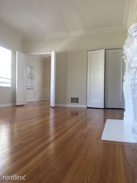 Primary Photo - 115 1/2 N Harper Ave