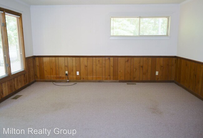 Building Photo - 2 br, 1 bath House - 609 W Killigrey St