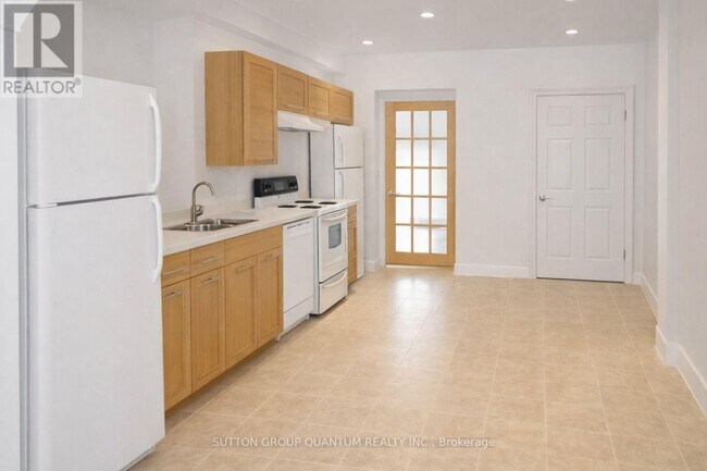 Building Photo - 150 Mavety St