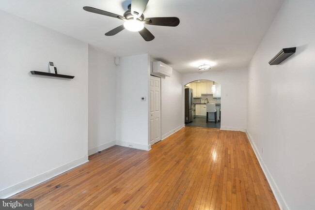 Building Photo - 411 Folsom St